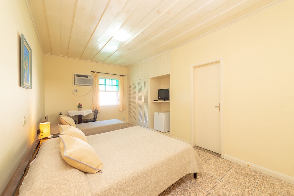 Hotel Saveiros 27/70