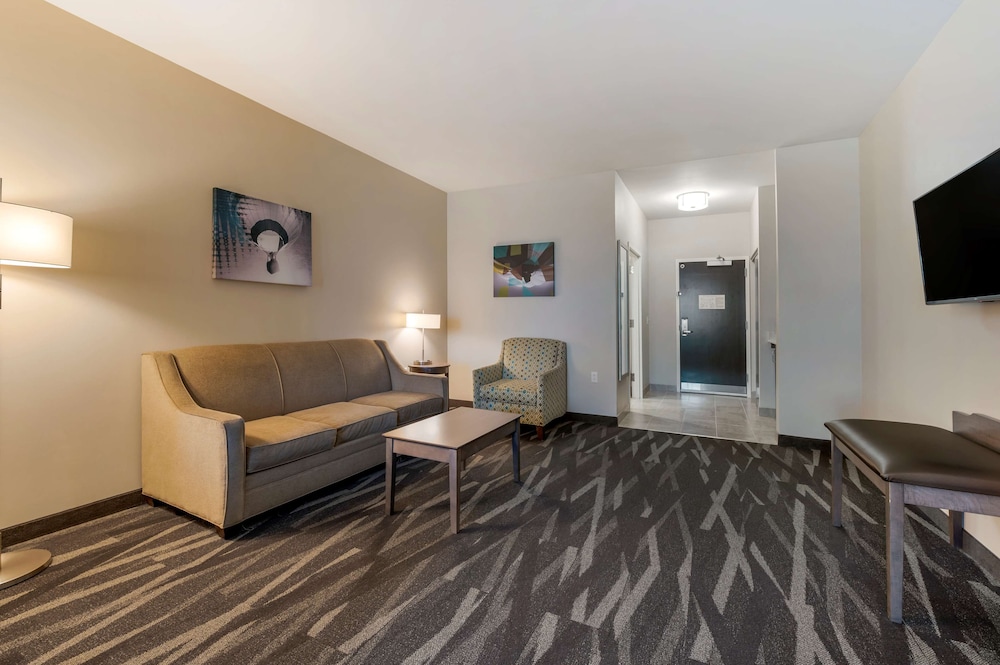 Best Western Plus Centralia Hotel & Suites 44/53