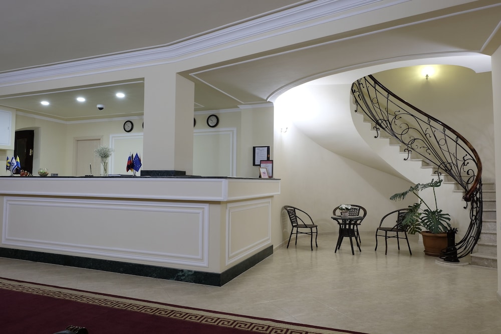 Hotel S&L 4/49