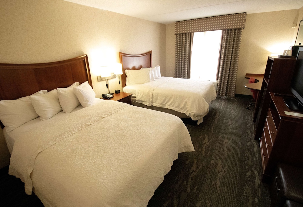 Hampton Inn Suites Richmond Virginia Center Va 27/67