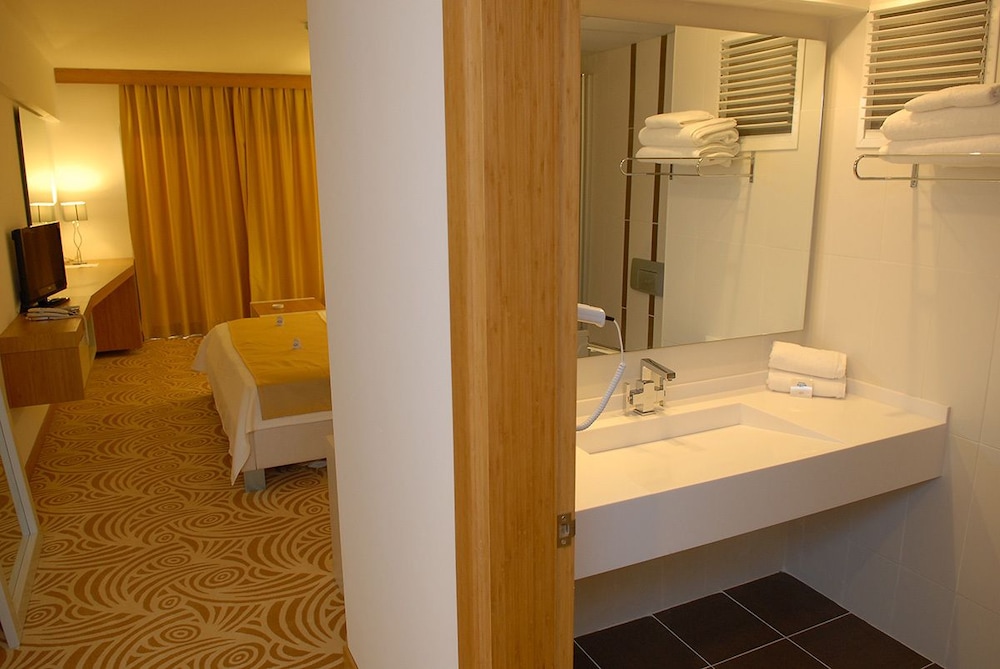 Egge Hotel 23/24