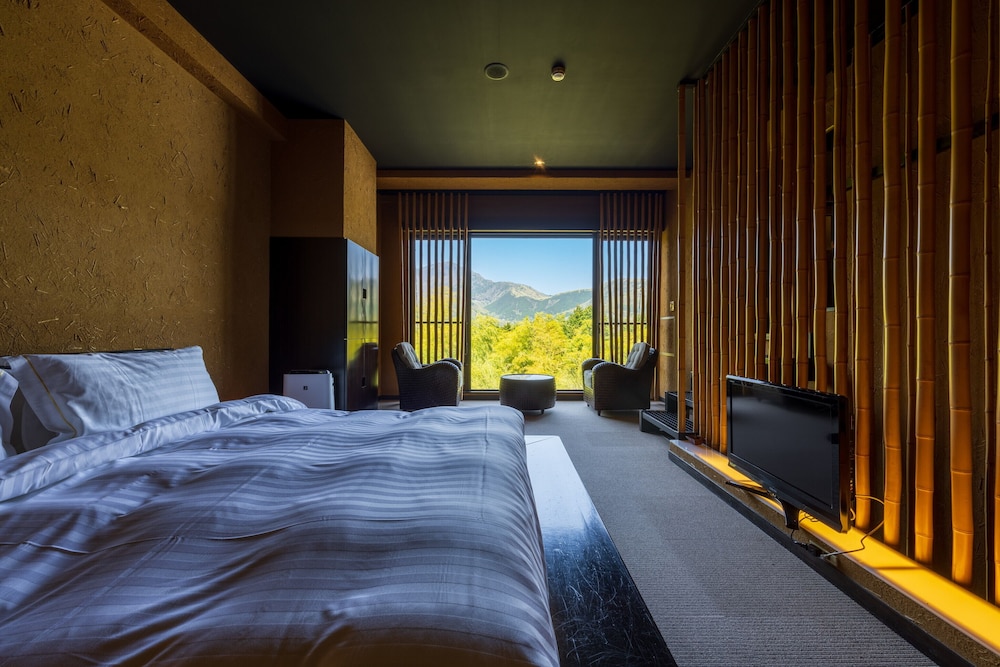 Ora, Executive, Suite, King Bed, Outdoor Bath, Smoking