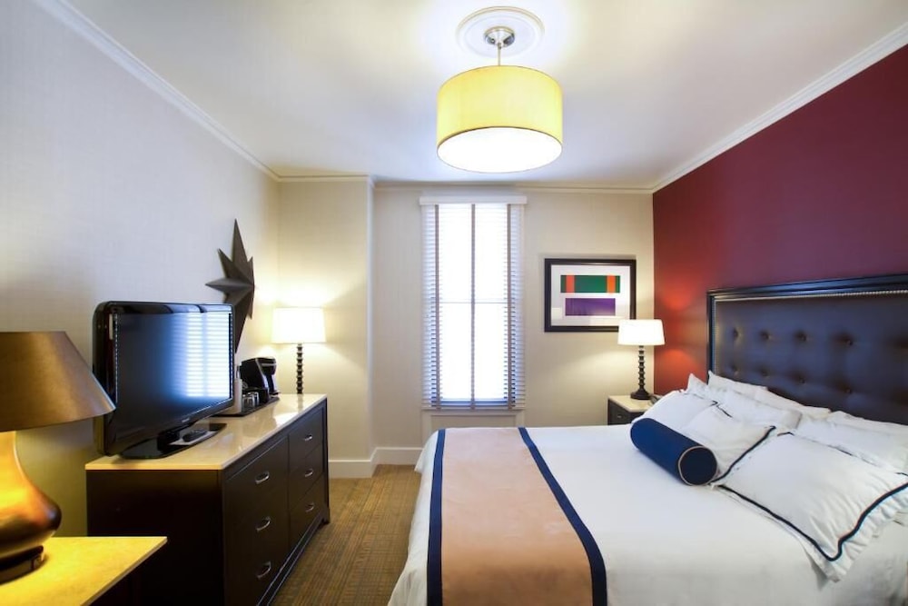 Marines Memorial Club Hotel 17/54