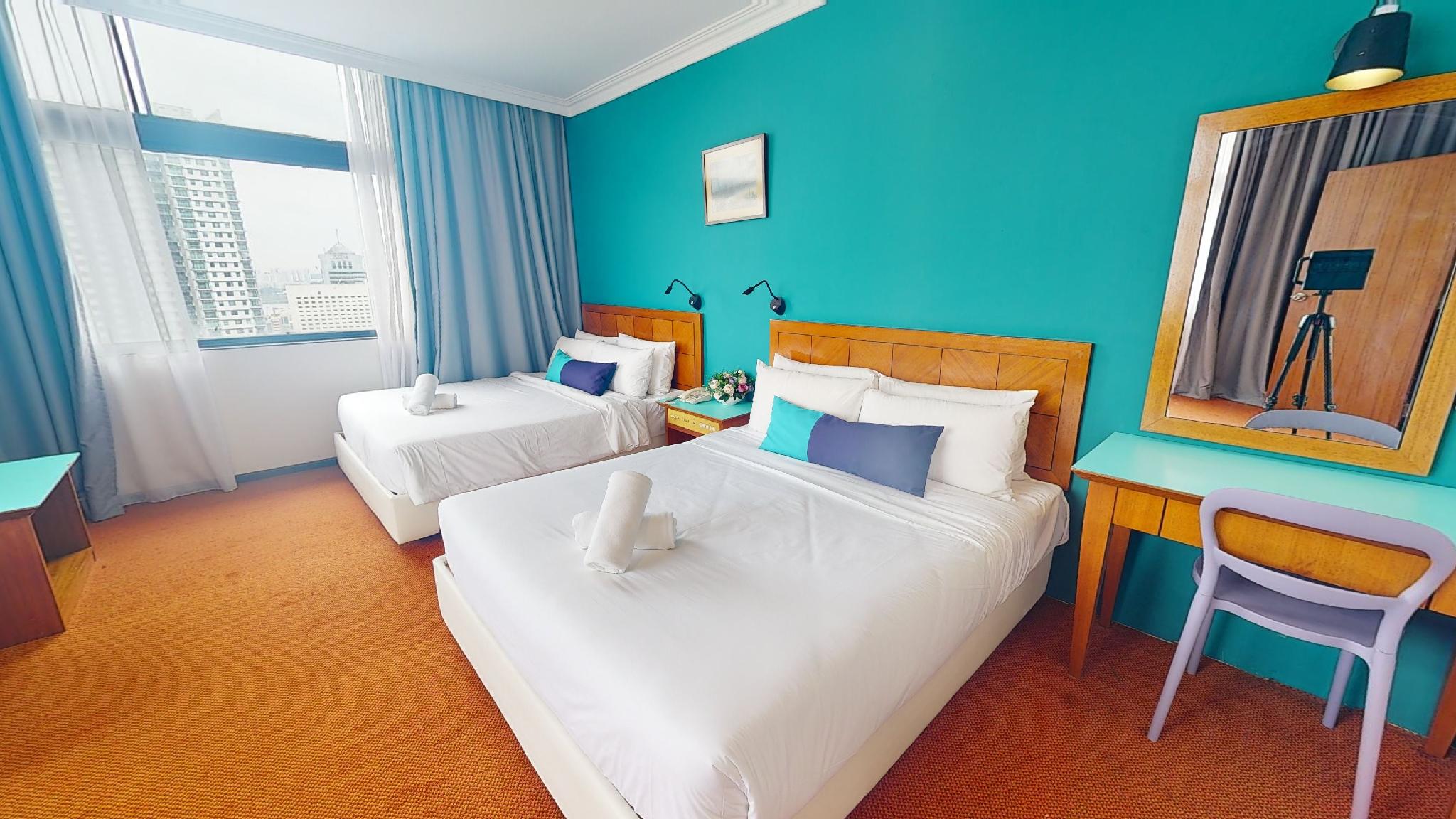 DELUXE FAMILY SUITE