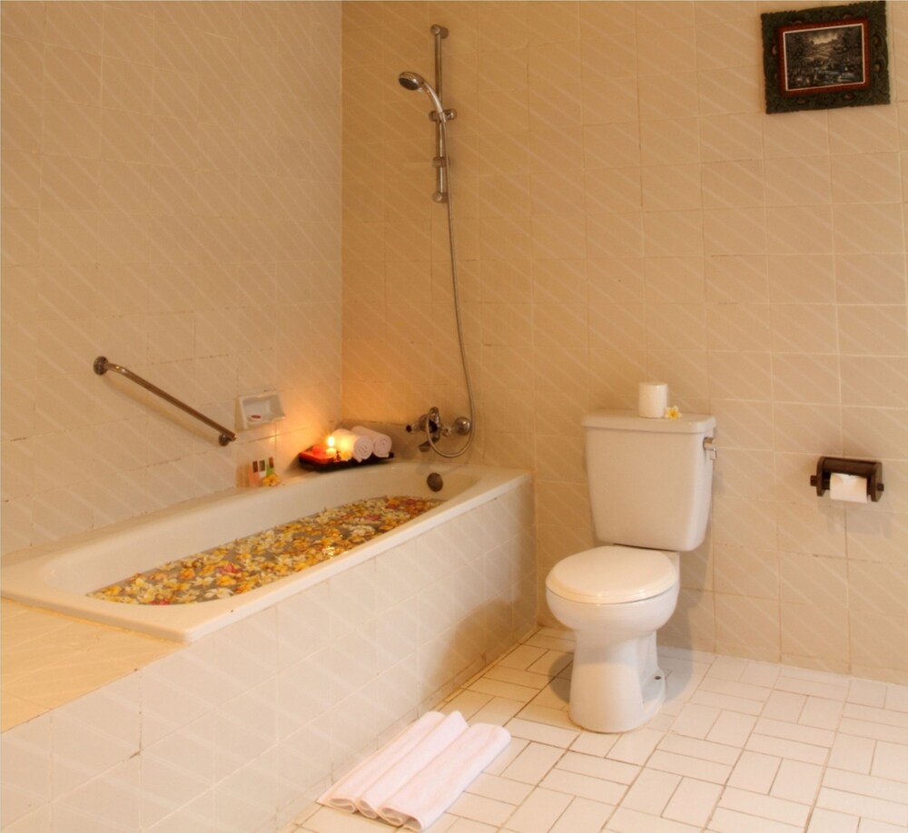 New Sunari Lovina Beach Resort (ex Kutus Kutus Sunari Beach Resort) 48/49