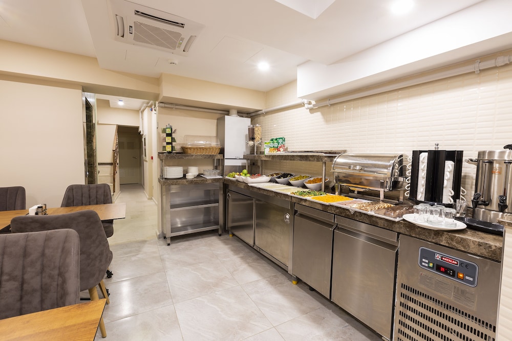 Villa Sweet Hotel 18/24