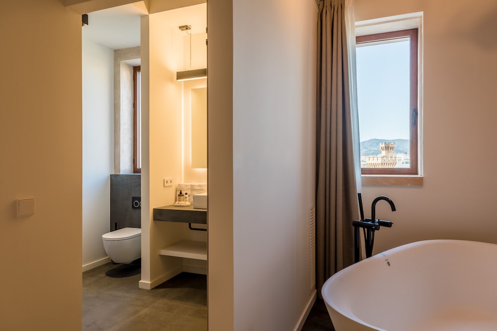 Hotel Can Cirera 47/50
