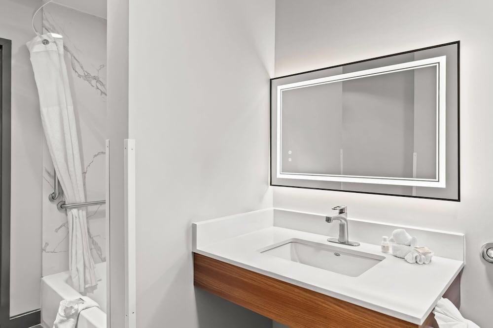 Microtel Inn & Suites by Wyndham Norcross 47/50