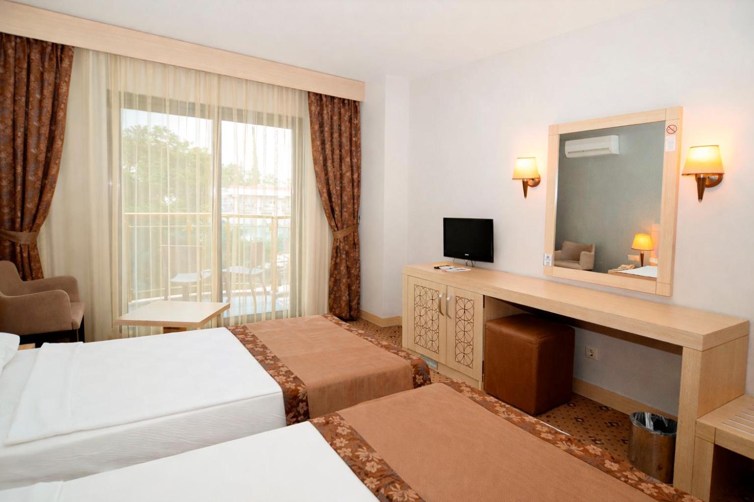 غرفة قياسية بسرير مزدوج أو سريرين منفصلين، Eldar Resort Hotel 5/10
