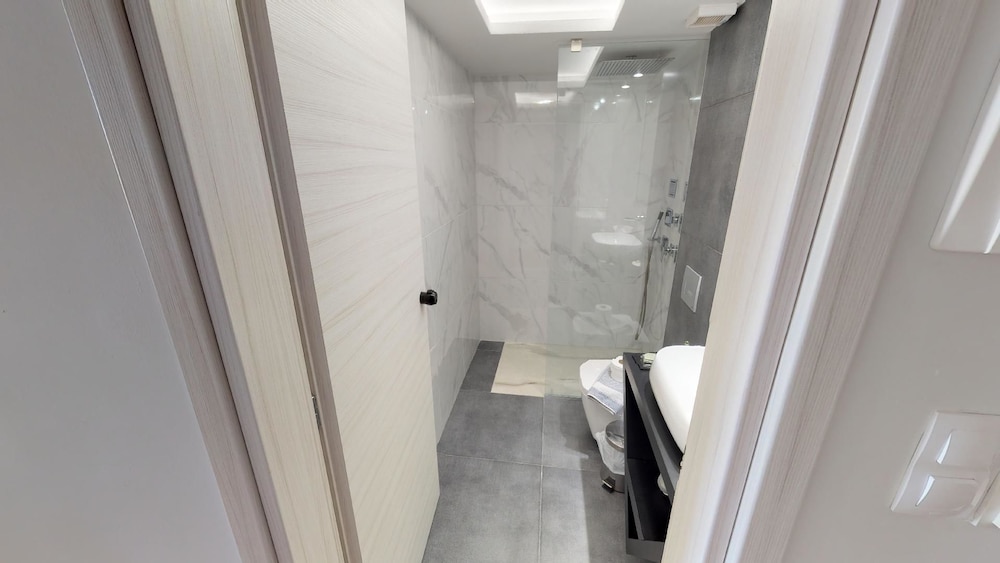 Porto Enetikos Suites 49/50