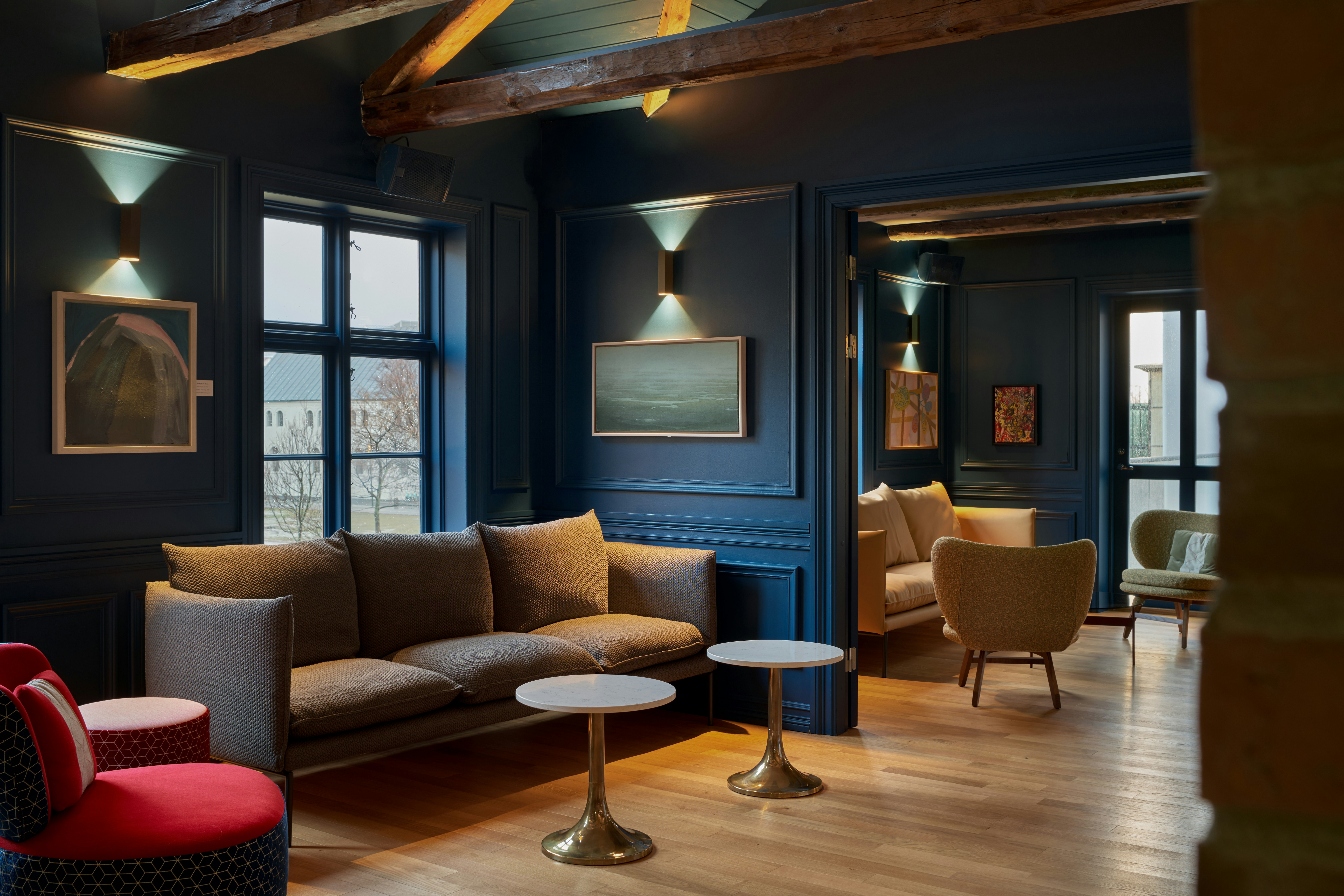 Iceland Parliament Hotel, Curio Collection by Hilton 14/31