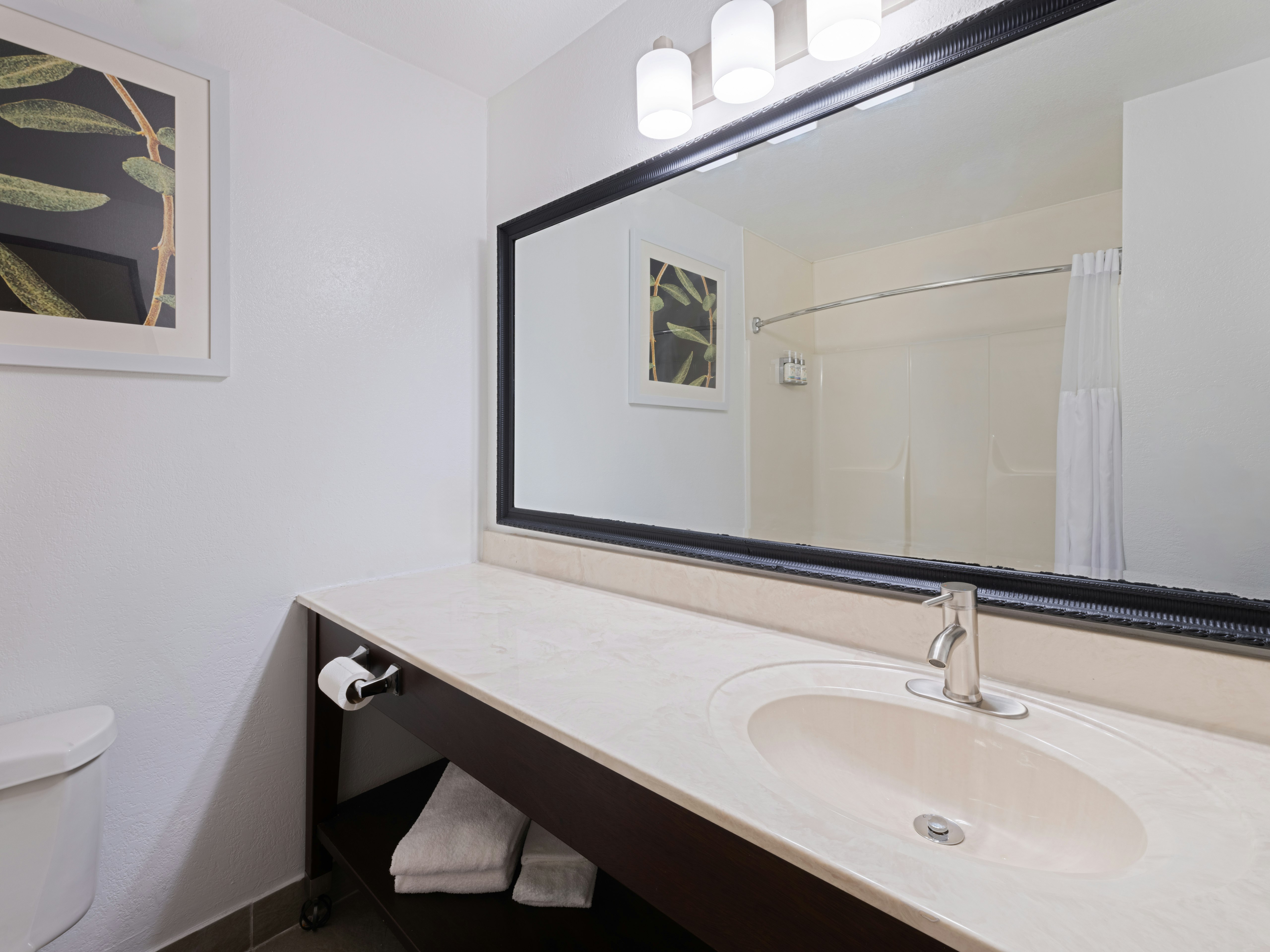 Country Inn & Suites By Radisson, Decatur, IL 35/40