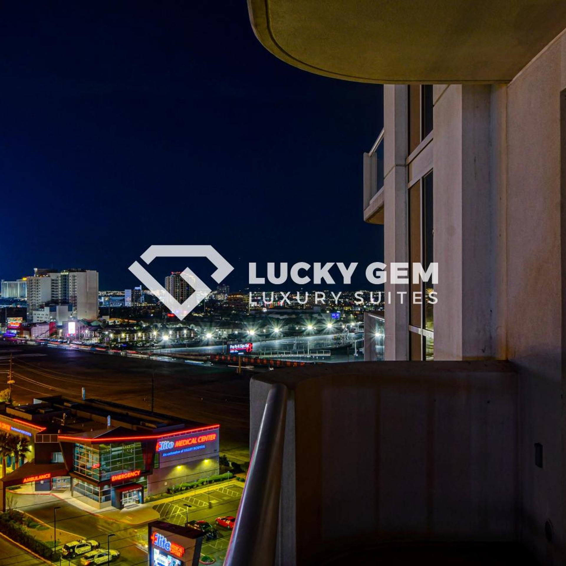 SPHERE VIEW - Signature MGM Resort Lucky Gem Penthouse & Luxury Suites 10817 2/49