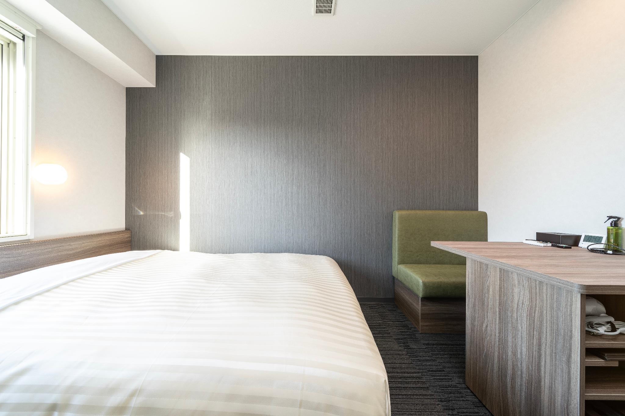 EXTRA, DOUBLE BED