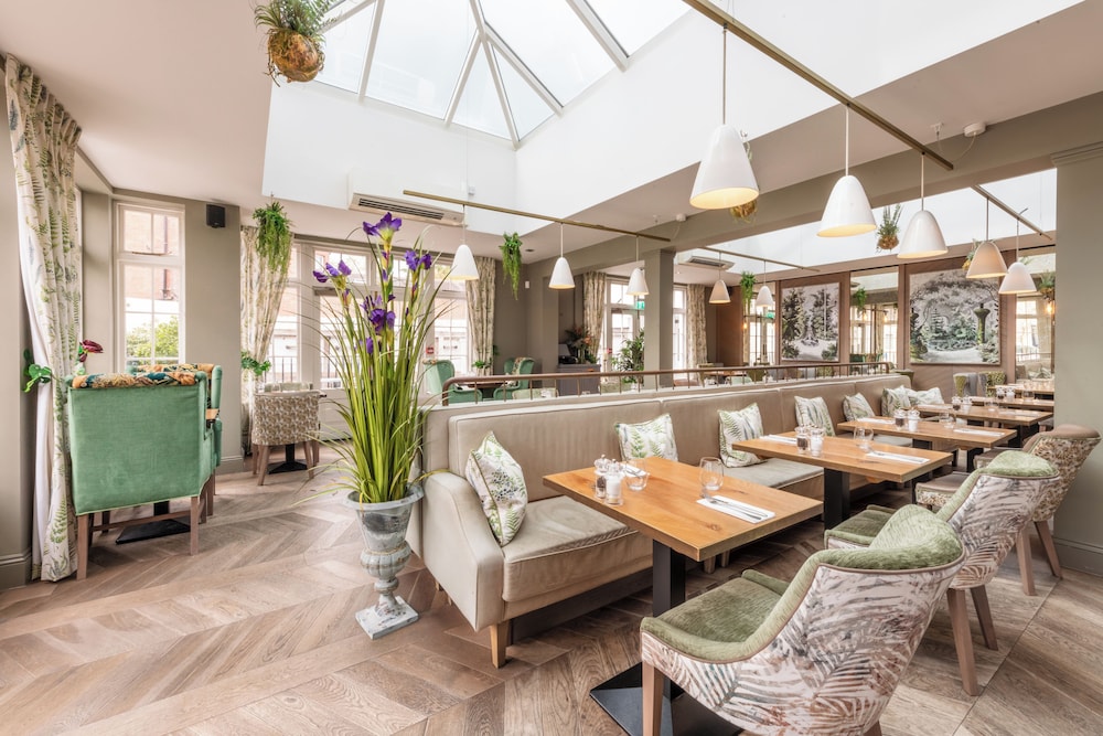Royal Wells Hotel 54/71