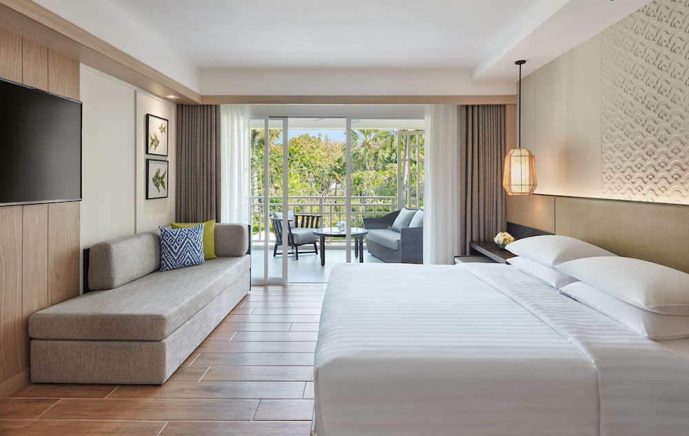 1 King Bed