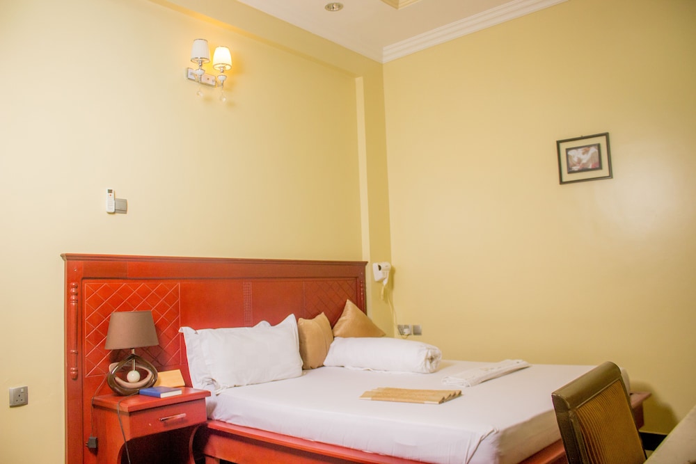 Jamirex Hotel 9/30