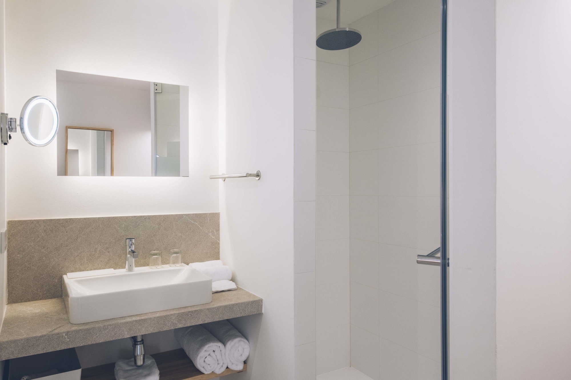 Room, Twin Beds, Garden View, Pool Side، AYA Seahotel - Adults Only 4/4
