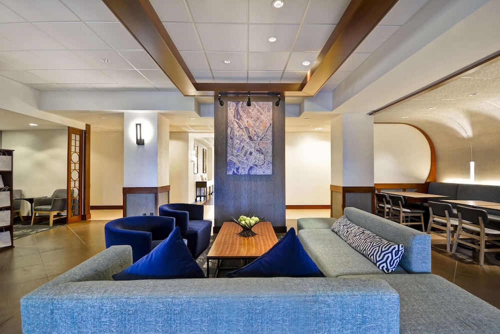 Hyatt Place Columbus/Worthington 24/40