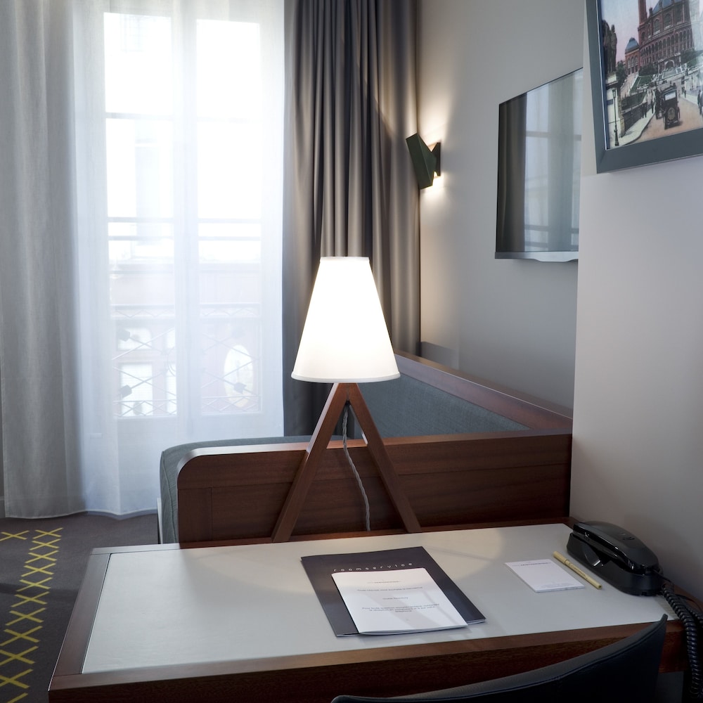Hotel Saint Dominique 27/37
