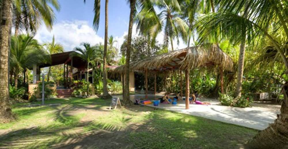 Encantada Ocean Cottages 34/50
