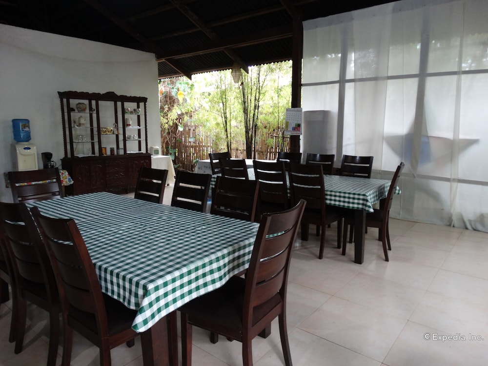 Greenspace Palawan Hotel 38/44