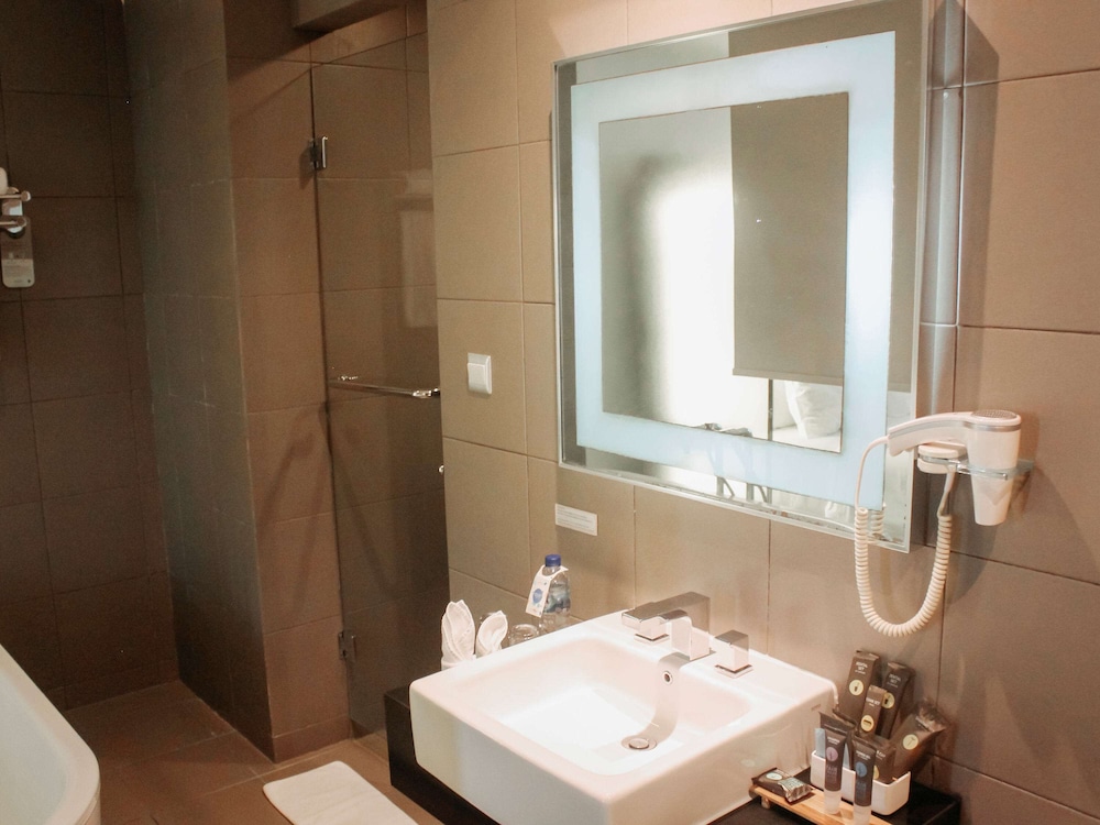 Novotel Bangka Hotel & Convention Centre 36/75