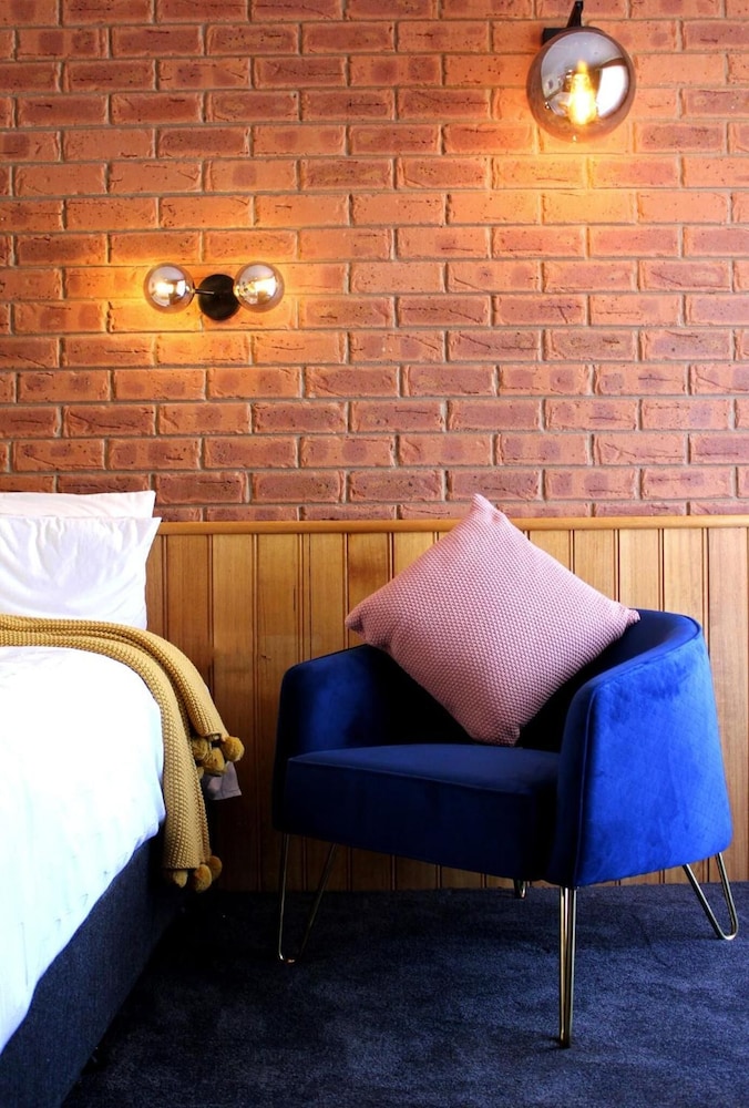 Golden River Motor Inn 26/33