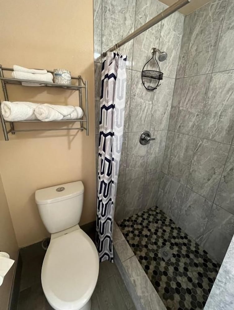 American Inn Grover Beach 55/56