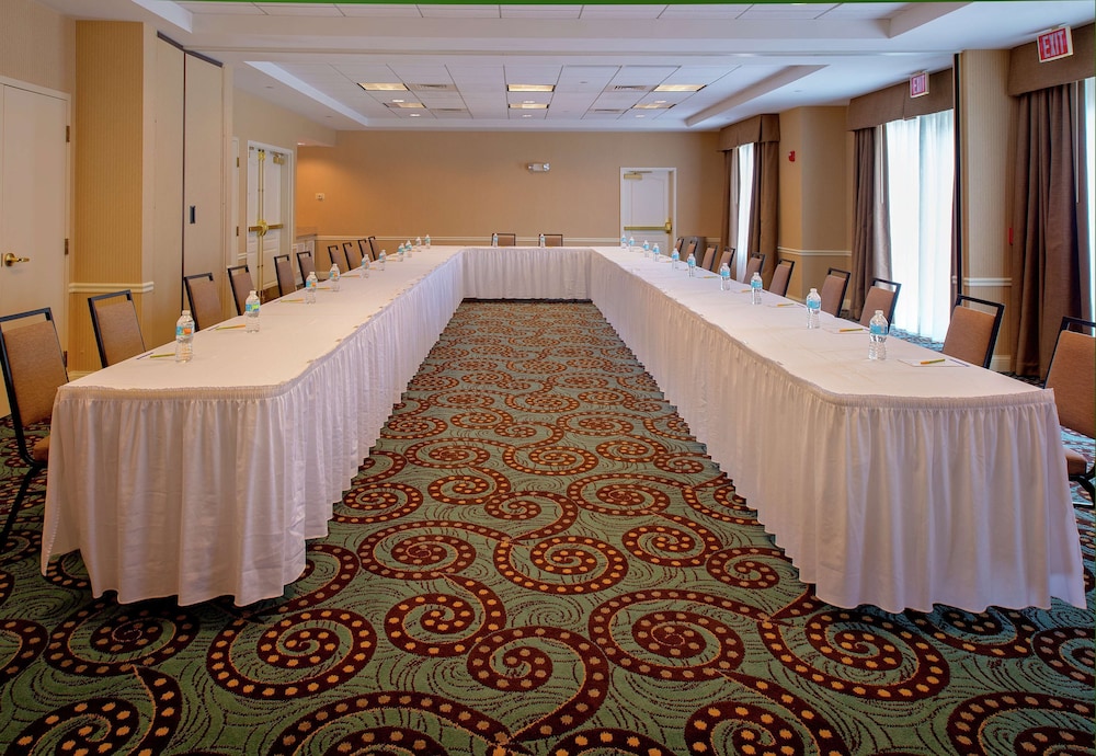 Hilton Garden Inn St Louis O Fallon Mo 48/49