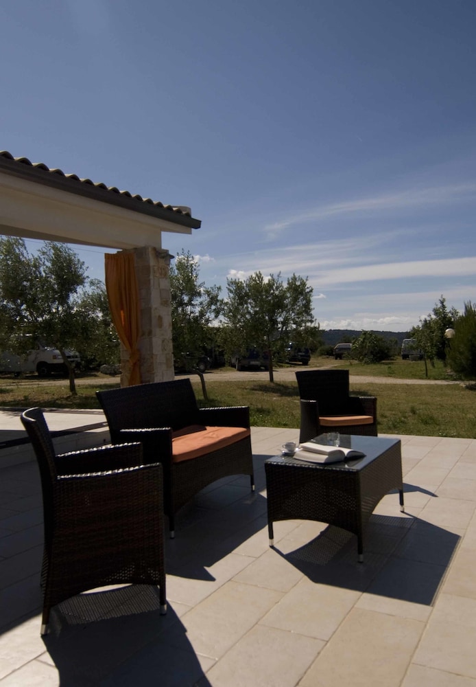 Residence Gli Stingi 25/50