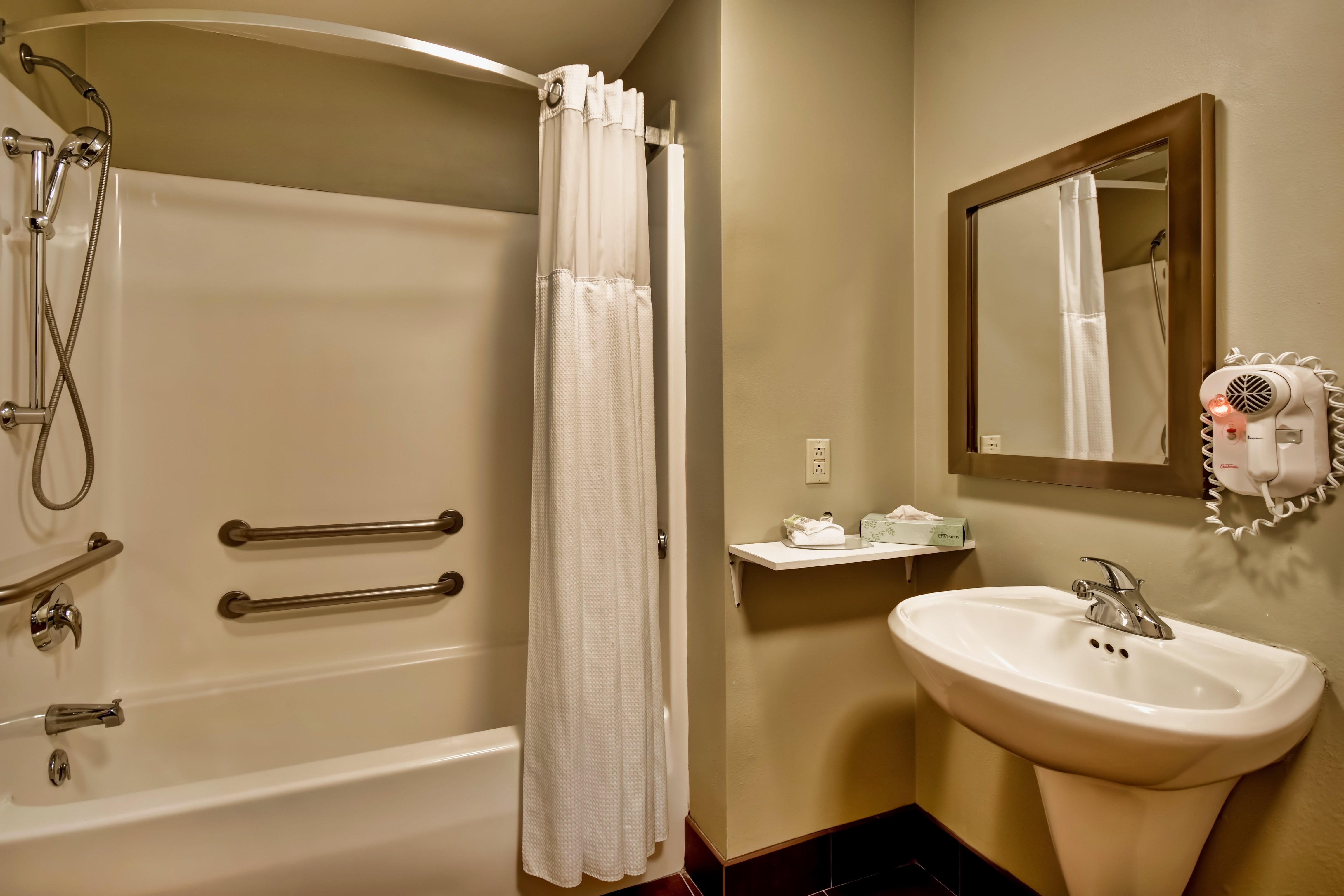 Staybridge Suites Madison-East 50/52