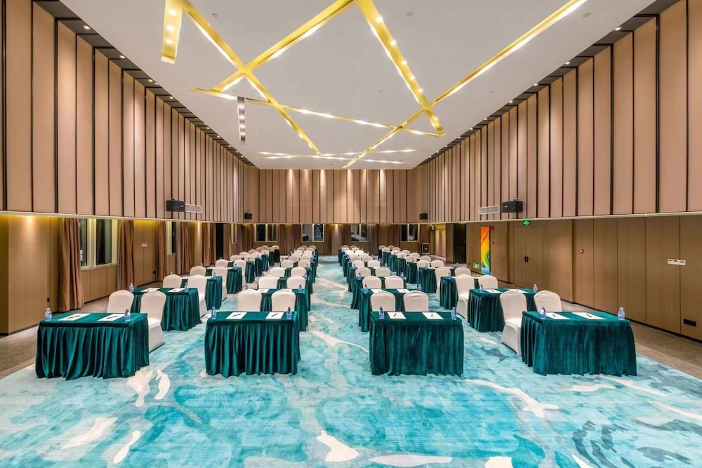 Ramada Encore by Wyndham Guangzhou Jiangnan West 49/60