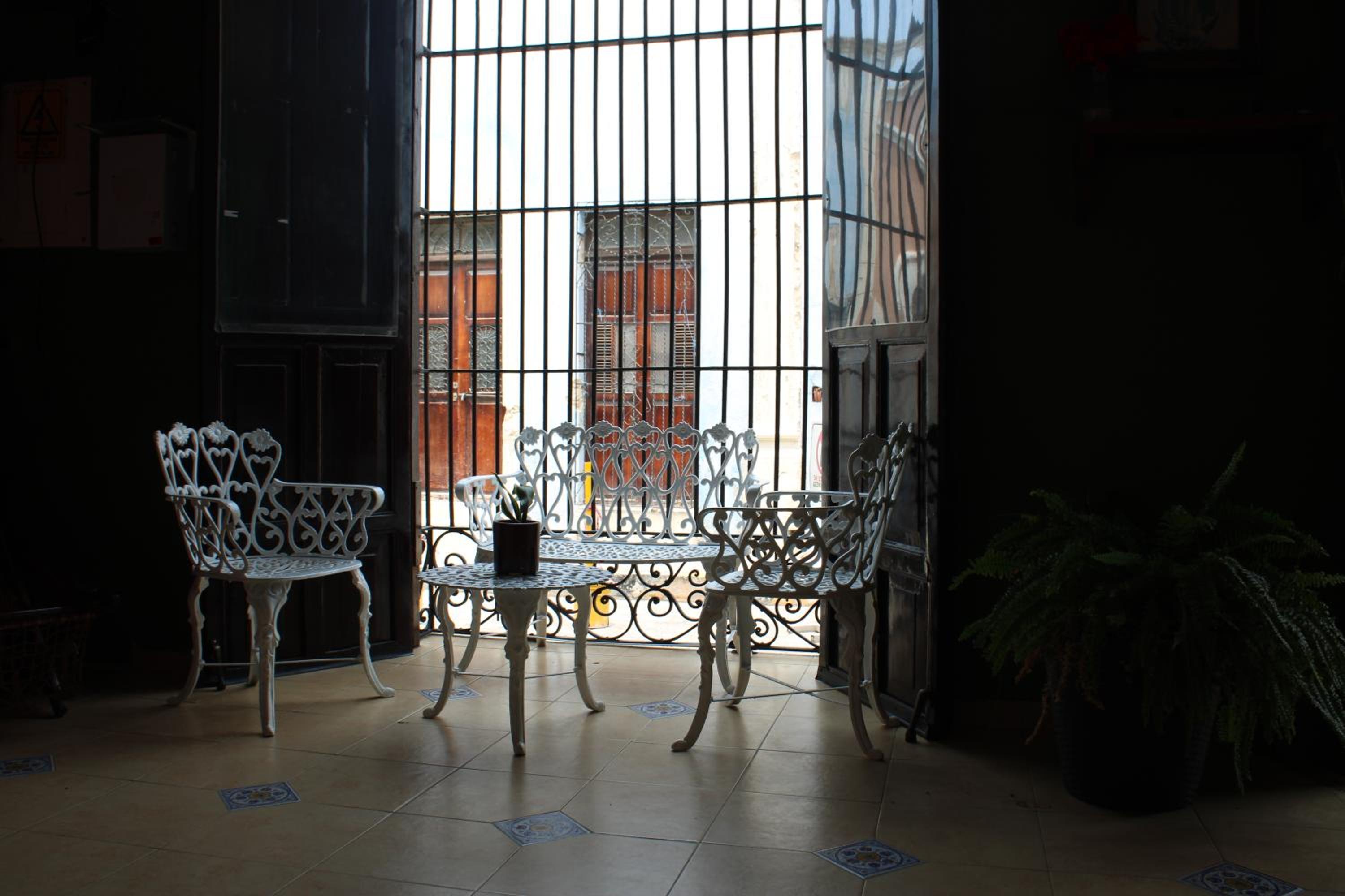 Hotel Guaranducha Inn 36/44