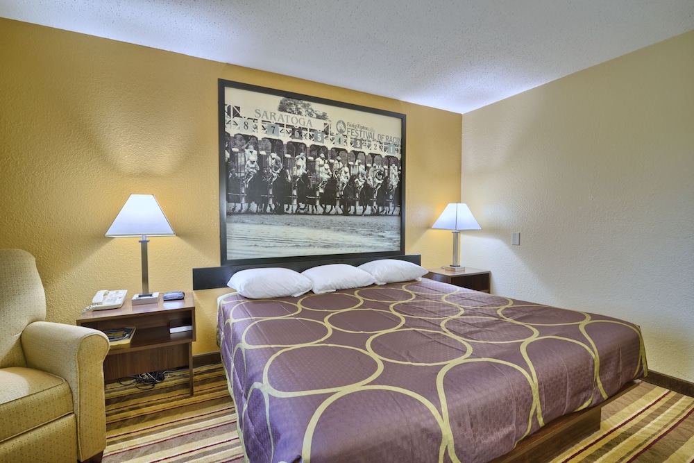 Super 8 by Wyndham Latham/Albany Airport 14/36