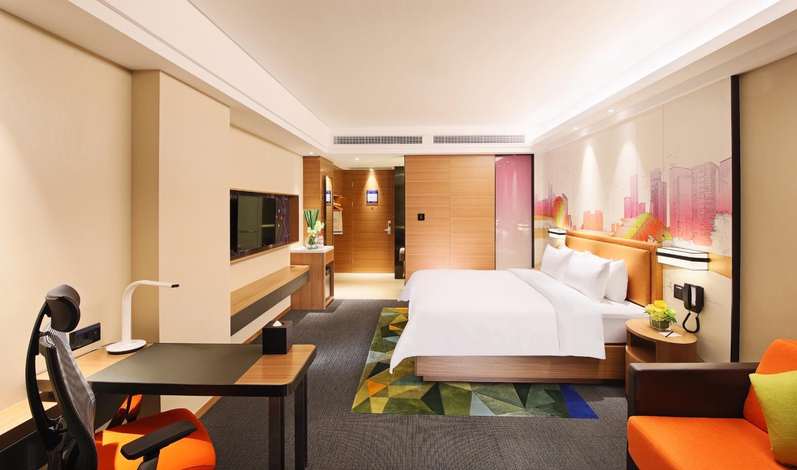 Deluxe, Queen Bed