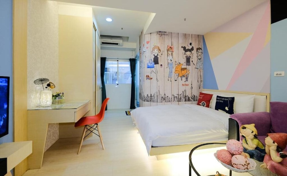 85 Asia Hotel 44/69