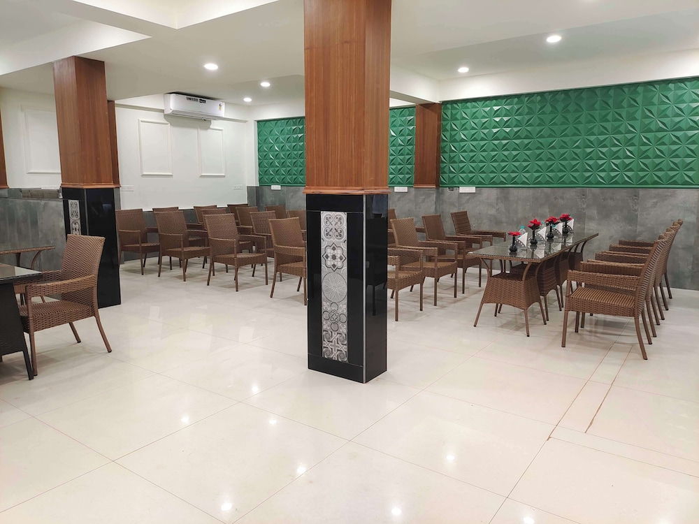 Grand Continent Anjuna A Sarovar Portico Affiliate Hotel 37/60
