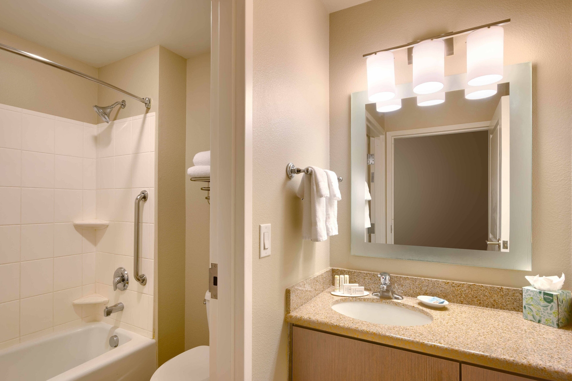 جناح بسريرين مزدوجين بغرفتي نوم، Towneplace Suites Elko 5/10