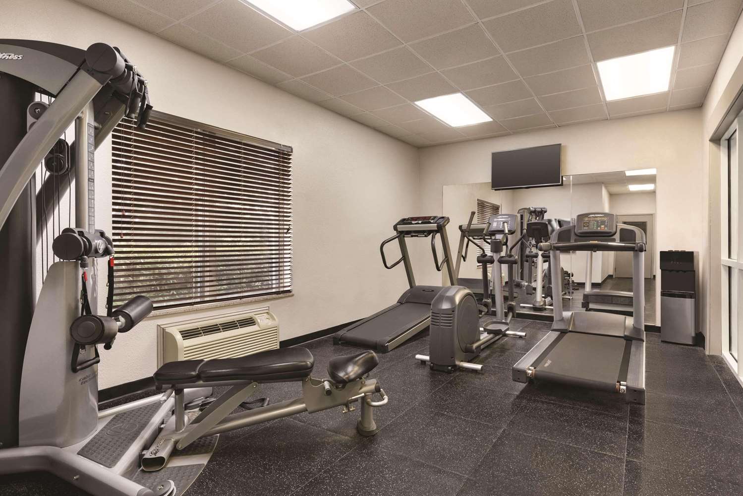 Country Inn & Suites by Radisson, Conyers, GA 20/37
