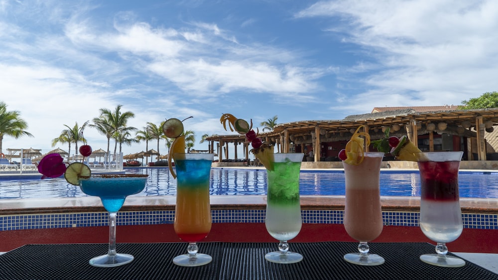 Grand Decameron Los Cabos a Trademark All Inclusive Resort 18/48
