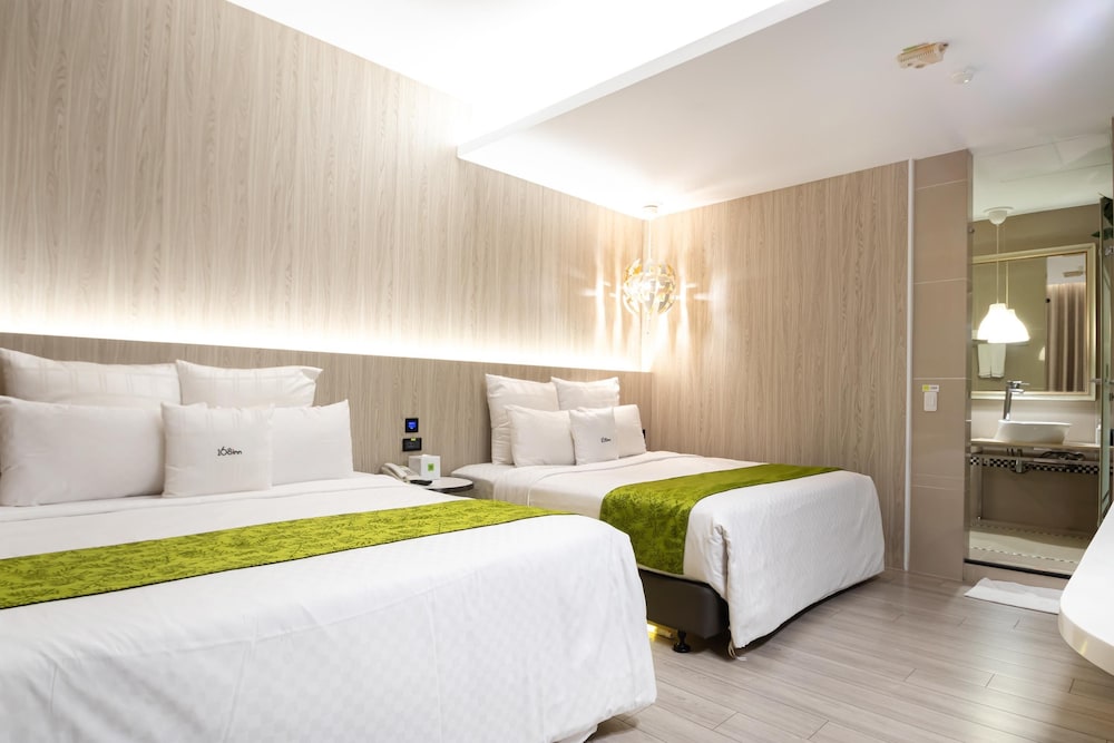 168 Green Motel 5/51