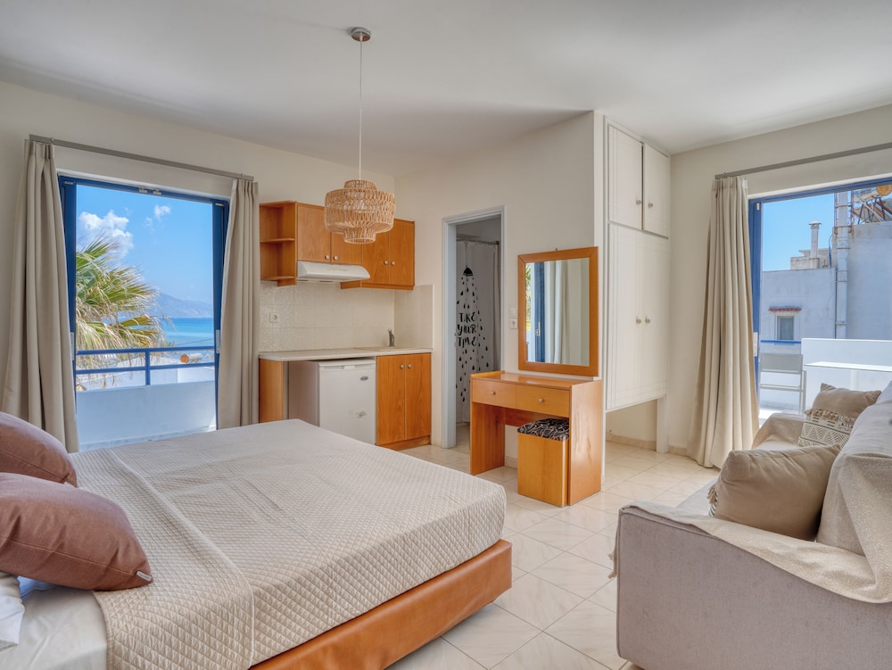 Philippos Studios And Apartments 11/49