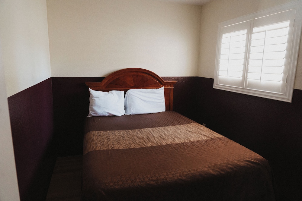 Paso Robles Wine Country Inn 21/39