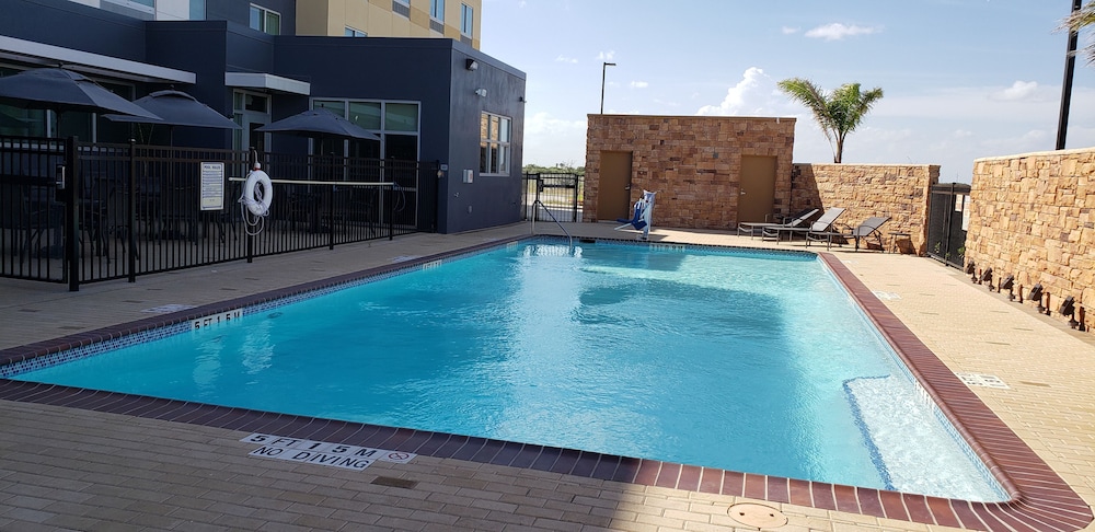 Fairfield Inn & Suites By Marriott Brownsville North 1/35