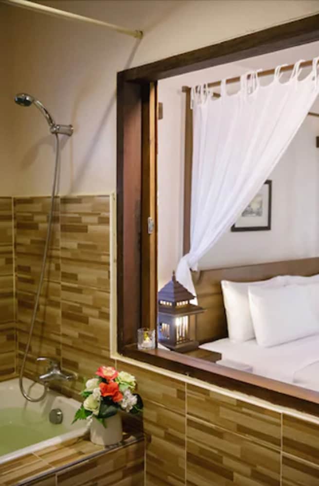 Phowadol Resort Spa 69/69