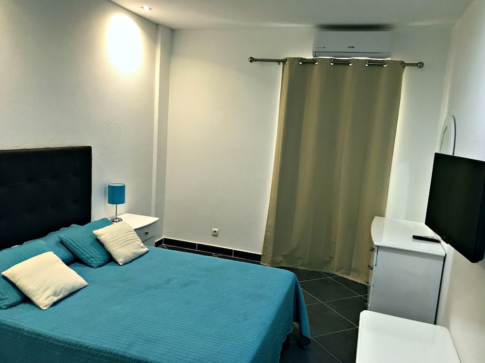 BORDA D AGUA APARTMENTS 7/75