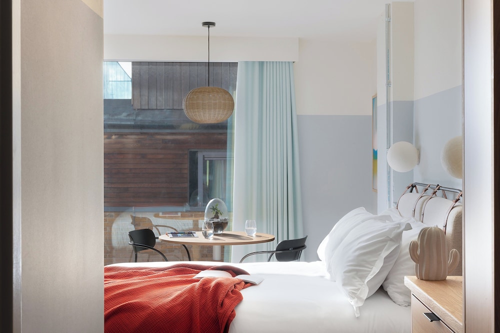 City, Studio, Queen Bed، Bermonds Locke 3/7
