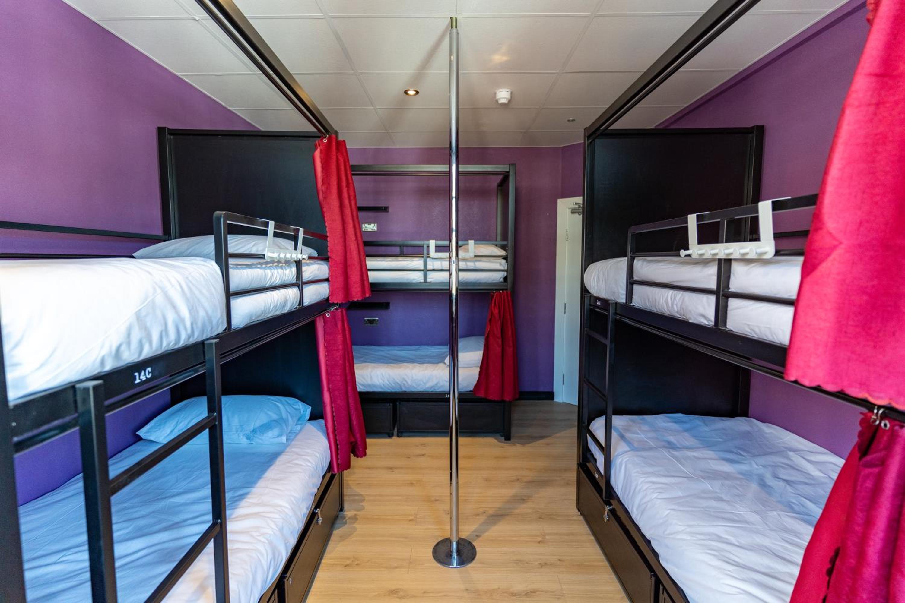 Female Dorm, Female Only, 6 Beds