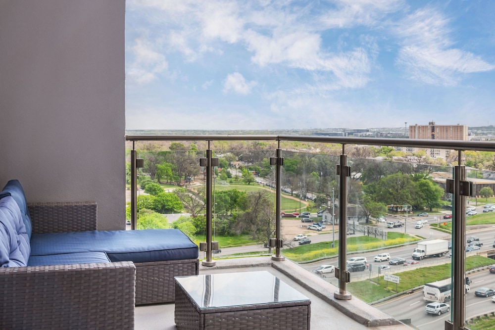 Fairfield by Marriott Inn & Suites Austin Downtown 19/50